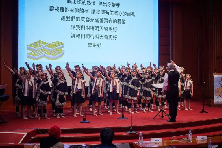 台灣原聲童聲合唱團真摯樸質的生命樂聲，感動在場每一位   